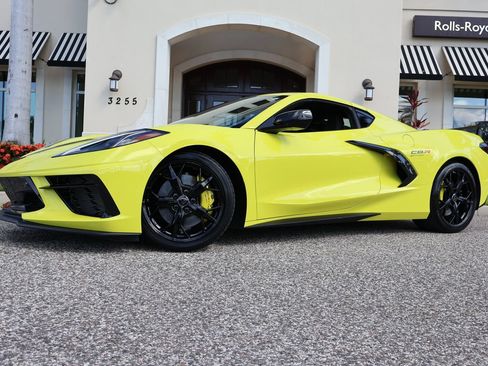 Used 2022 Chevrolet Corvette Stingray Premium Cpe RWD image 1