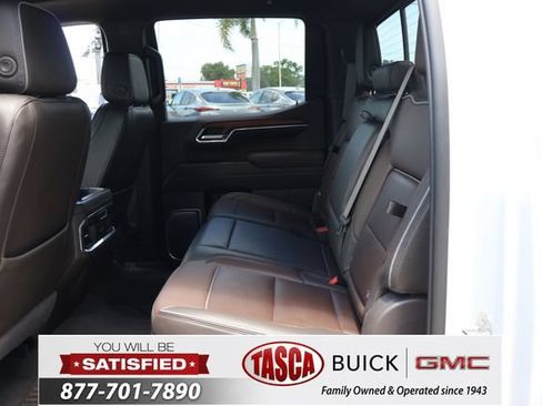 Used 2022 GMC Sierra 1500 Denali AWD/4WD image 17