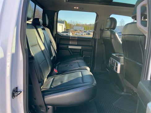 Used 2017 Ford F150 Lariat w/ Equipment Group 502A Luxury image 13