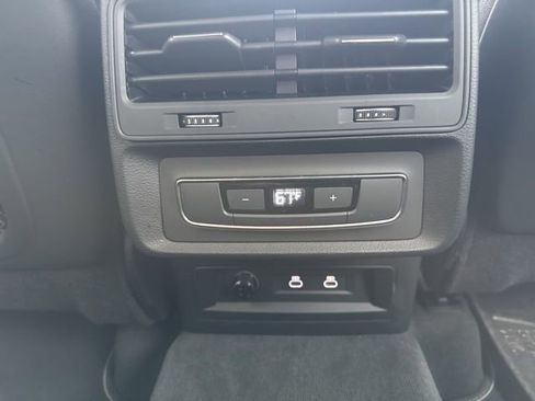 Used 2025 Audi Q7 3.0T Premium Plus image 21