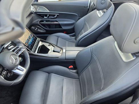 Used 2022 Mercedes-Benz SL 63 AMG 4MATIC image 14