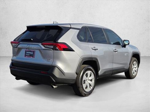 Used 2025 Toyota RAV4 LE image 5