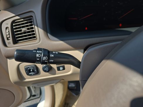 Used 1998 Lexus ES 330 image 26