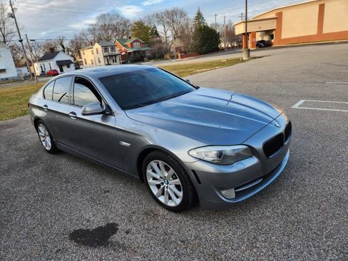 Used 2011 BMW 528i Sedan image 13