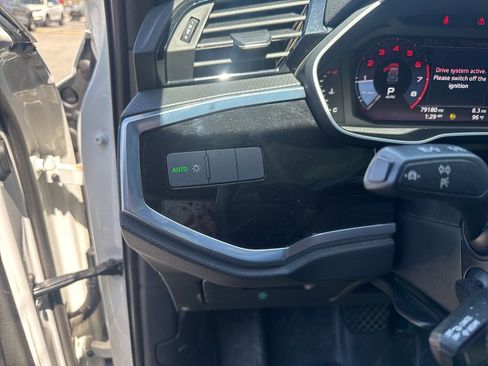 Used 2021 Audi Q3 2.0T Premium image 21