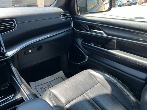 Used 2022 Jeep Wagoneer Series I image 10