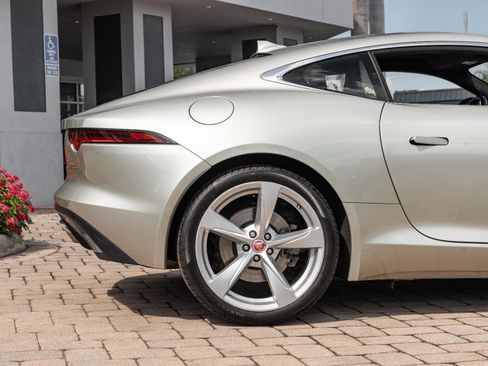 Used 2020 Jaguar F-TYPE Coupe image 37