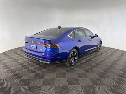 Used 2025 Honda Accord Sport image 7