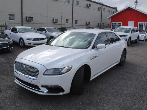 Used 2017 Lincoln Continental Reserve image 7