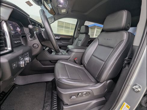 Used 2024 GMC Sierra 1500 Denali w/ Technology Package AWD/4WD image 21