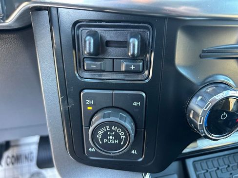 Certified 2023 Ford F150 Lariat w/ Equipment Group 502A High image 33