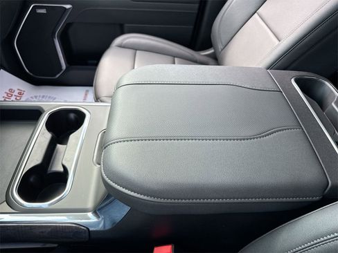 Used 2025 Chevrolet Silverado 3500 LTZ w/ LTZ Plus Package image 21