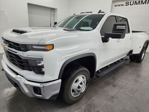 Used 2025 Chevrolet Silverado 3500 LT w/ All Star Edition image 7