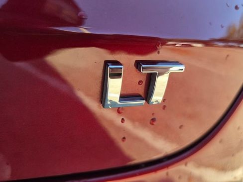 Certified 2025 Chevrolet Trax LT w/ LT Convenience Package image 21