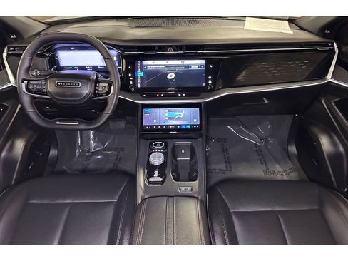 Used 2025 Jeep Wagoneer S Limited AWD/4WD image 23