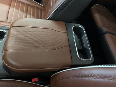 Used 2025 GMC Sierra 1500 Denali Ultimate image 35