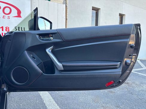 Used 2015 Scion FR-S image 32