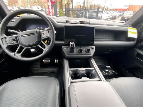 New 2026 Land Rover Defender 110 OCTA image 5