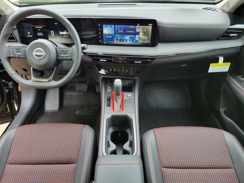 New 2026 Nissan Kicks SR w/ Cold Weather Package AWD/4WD image 7