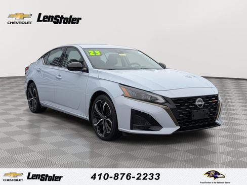 Used 2023 Nissan Altima 2.5 SR image 1