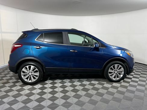 Used 2020 Buick Encore Preferred image 4