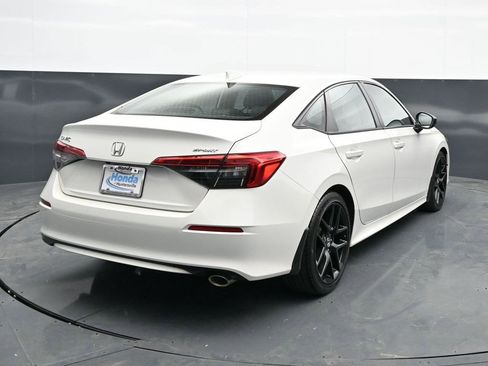 Used 2023 Honda Civic Sport image 7