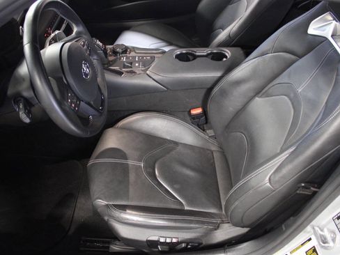 Used 2020 Toyota Supra Premium image 37