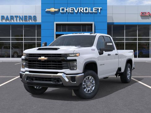 New 2026 Chevrolet Silverado 3500 W/T image 6
