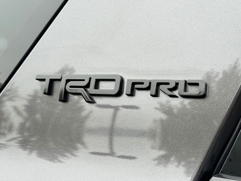 Used 2016 Toyota 4Runner TRD Pro image 13