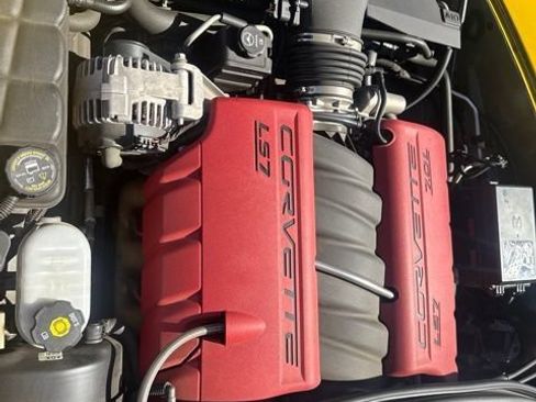 Used 2006 Chevrolet Corvette Z06 RWD image 16