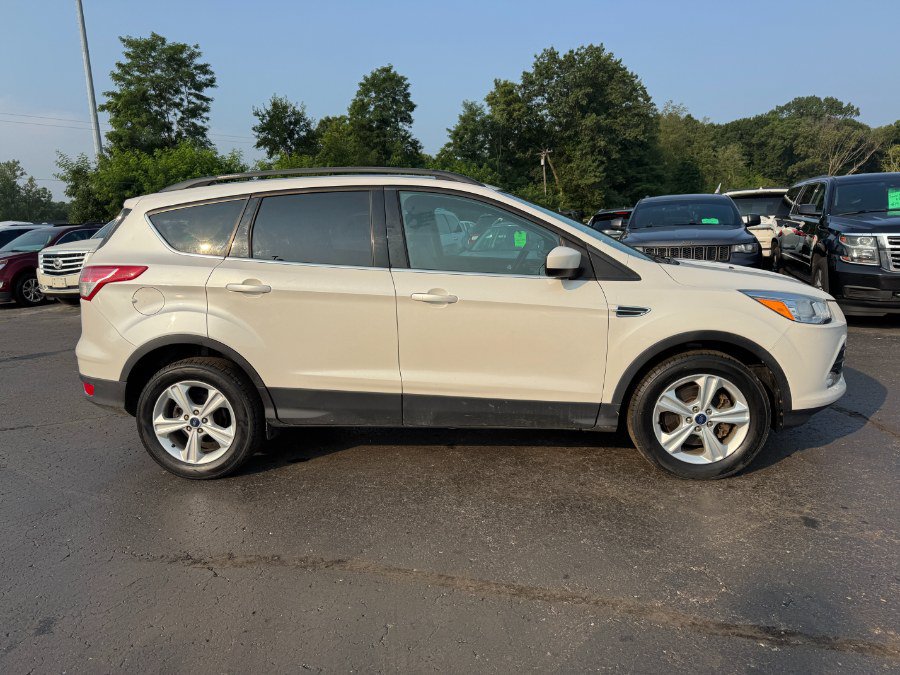 Used 2014 Ford Escape SE w/ Equipment Group 201A AWD/4WD image 6