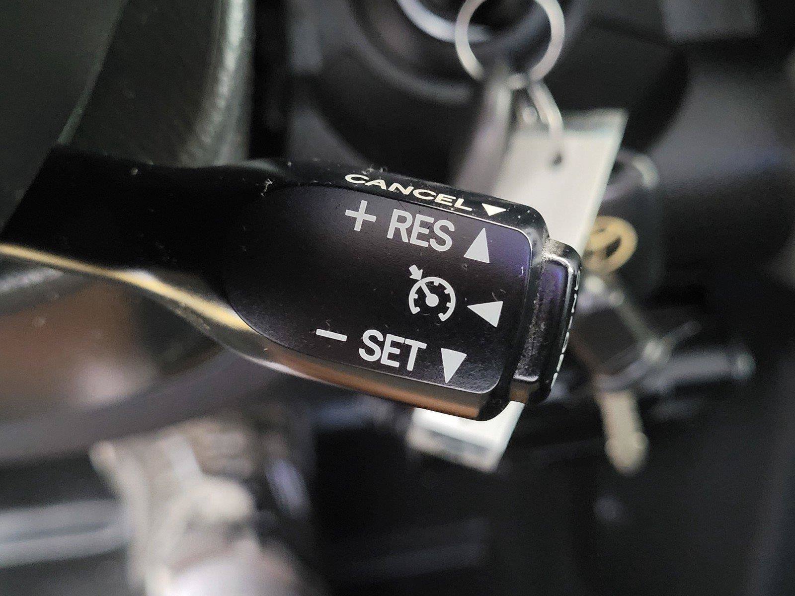 Used 2012 Toyota FJ Cruiser 4WD w/ Upgrade Pkg image 16