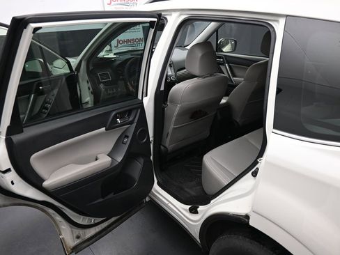 Used 2018 Subaru Forester 2.5i Limited image 18