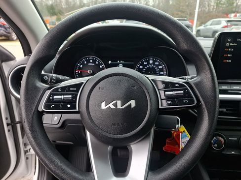 Used 2023 Kia Forte LXS w/ LXS Technology Package image 19