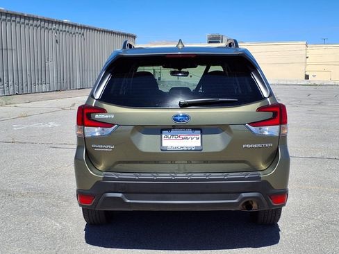 Used 2023 Subaru Forester Premium w/ Popular Package #2 image 6