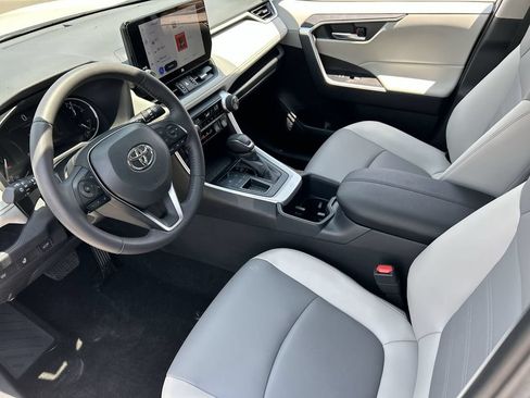 Used 2025 Toyota RAV4 XLE Premium w/ Weather Package FWD image 10