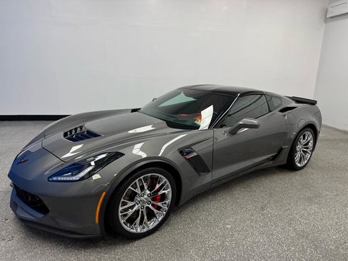 Used 2015 Chevrolet Corvette Z06 w/ 2LZ Preferred Equipment Group RWD image 33