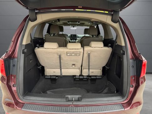 Used 2018 Honda Odyssey Touring image 10