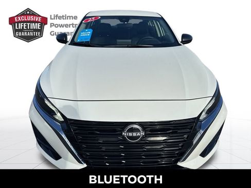 Certified 2025 Nissan Altima 2.5 S image 2