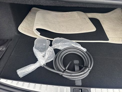 Used 2024 Lucid Air Touring image 40