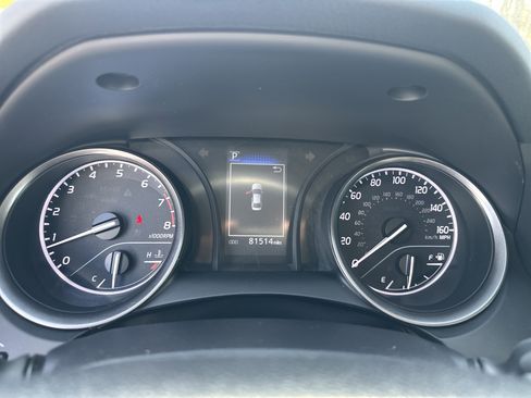 Used 2022 Toyota Camry SE image 28
