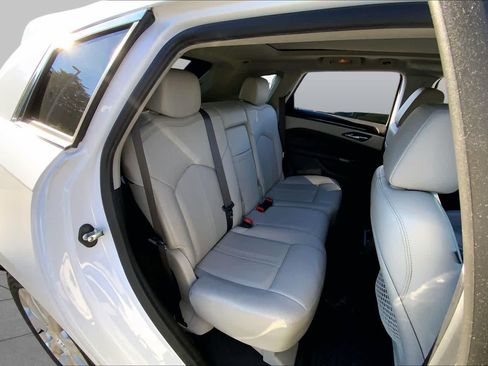 Used 2015 Cadillac SRX Performance AWD/4WD image 20