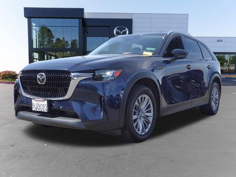 Certified 2024 MAZDA CX-90 3.3 Turbo w/ Preferred Plus AWD/4WD image 32