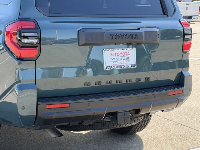 Used 2026 Toyota 4Runner TRD Off-Road Premium AWD/4WD image 6