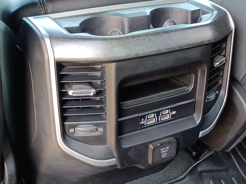 Used 2020 RAM 1500 Big Horn AWD/4WD image 27