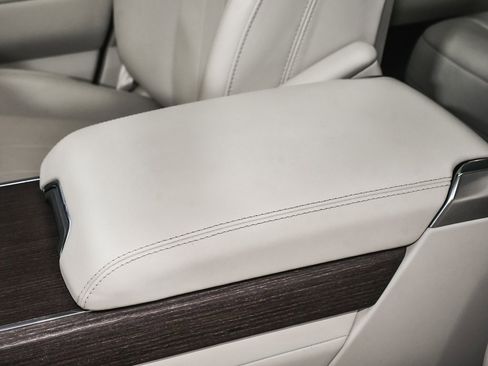 Used 2023 Land Rover Range Rover SE image 51