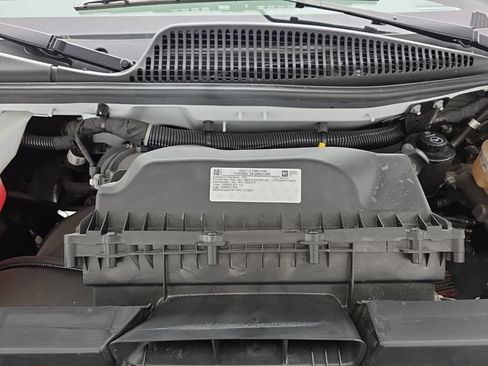 Used 2025 GMC Savana 2500 w/ Driver Convenience Package RWD image 20