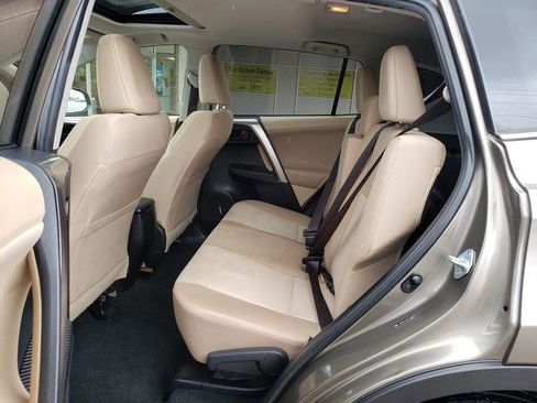 Used 2013 Toyota RAV4 XLE image 13