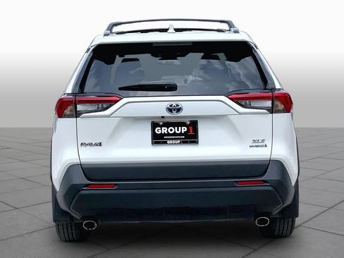 Used 2024 Toyota RAV4 XLE Premium image 5