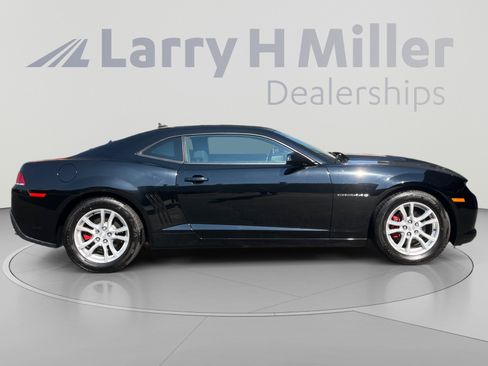 Used 2014 Chevrolet Camaro LS RWD image 6